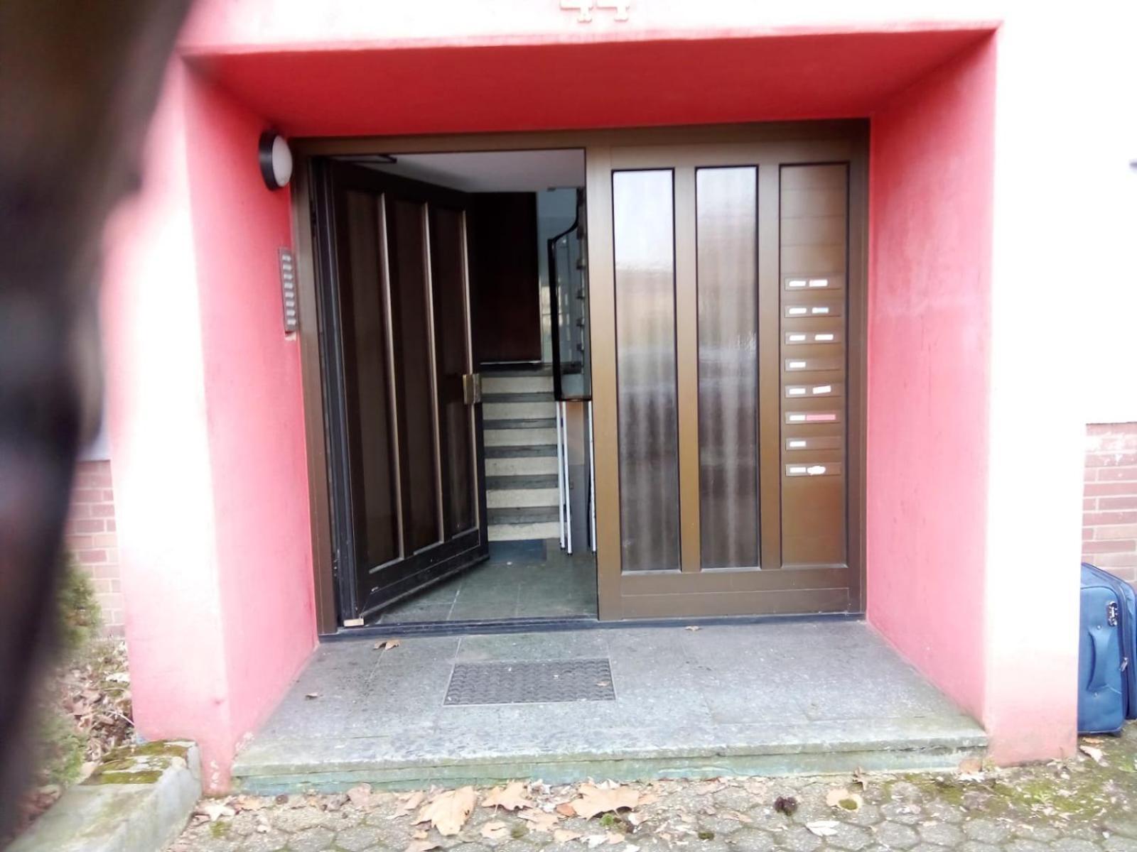 Ferienwohnung Monteurwohnung Messewohnung Duisburg Sued Grenze Duesseldorf 6 Personen מראה חיצוני תמונה