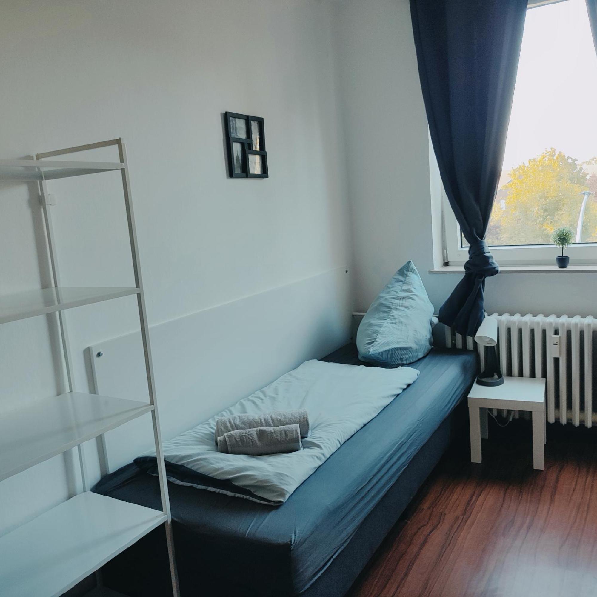 Ferienwohnung Monteurwohnung Messewohnung Duisburg Sued Grenze Duesseldorf 6 Personen מראה חיצוני תמונה